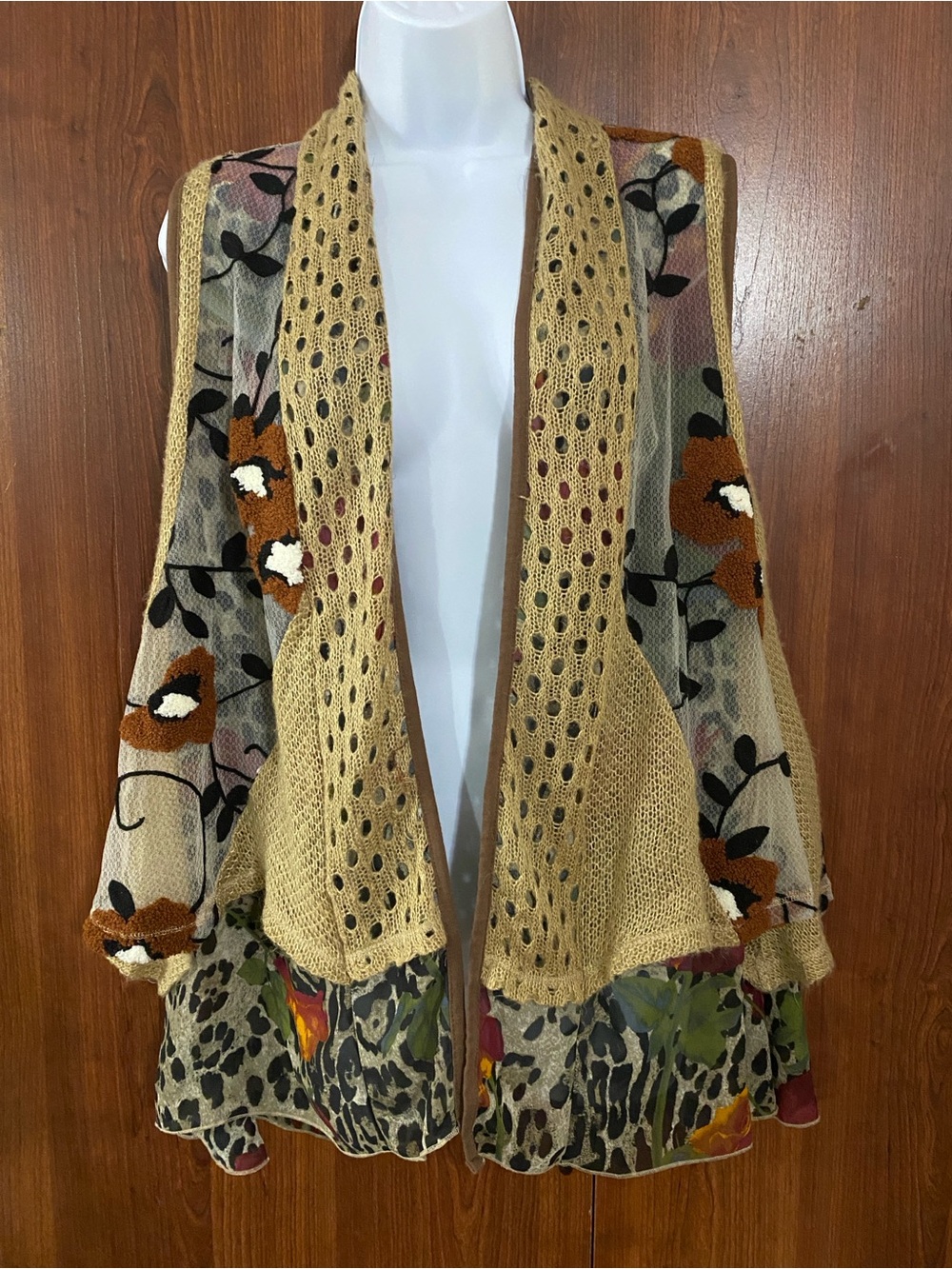 Multiples Open-Front Mixed-Knit Floral Patchwork vest size small